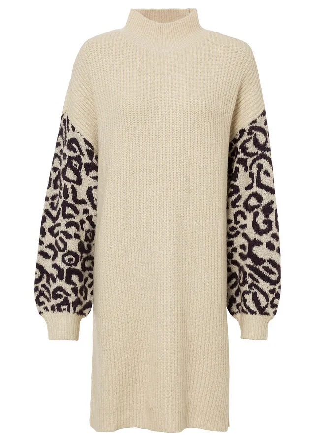 Vestido holgado de punto con estampado de leopardo