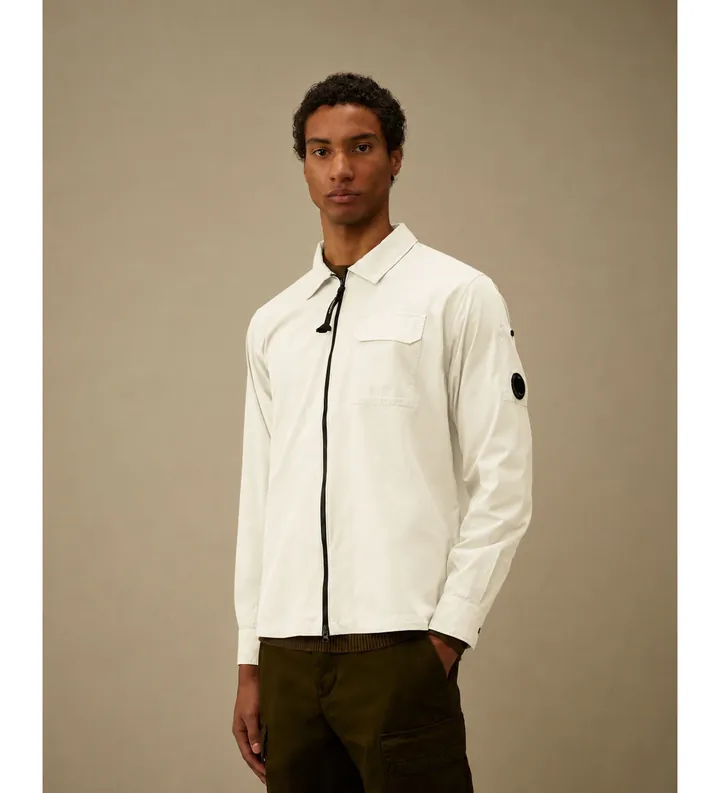 C.P. Company para hombre. RCCMOS705A110143G Sobrecamisa Organic Zip blanco roto (L), Casual, Algodón, Manga larga