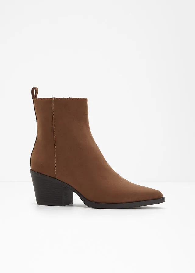 Botas de estilo cowboy con tacón ancho