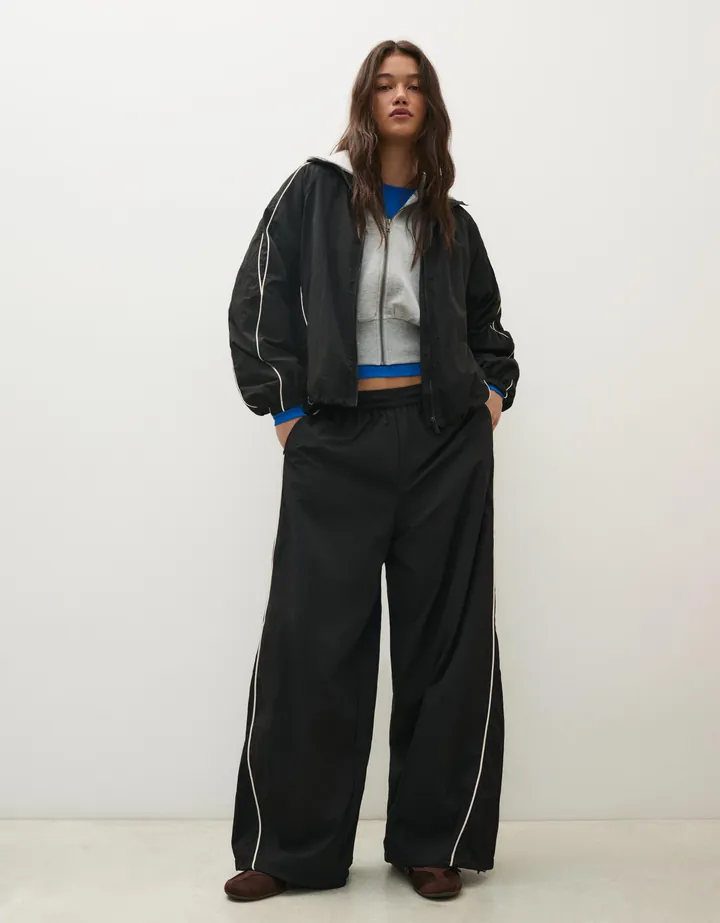 Bershka Pantalón Parachute Técnico Mujer L Negro