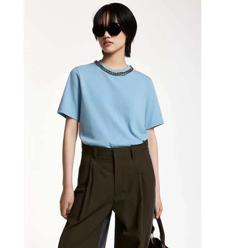 Essentiel Antwerp para mujer. KLAIM Camiseta adornada con cadena azul (M), Casual, Algodón, Manga corta