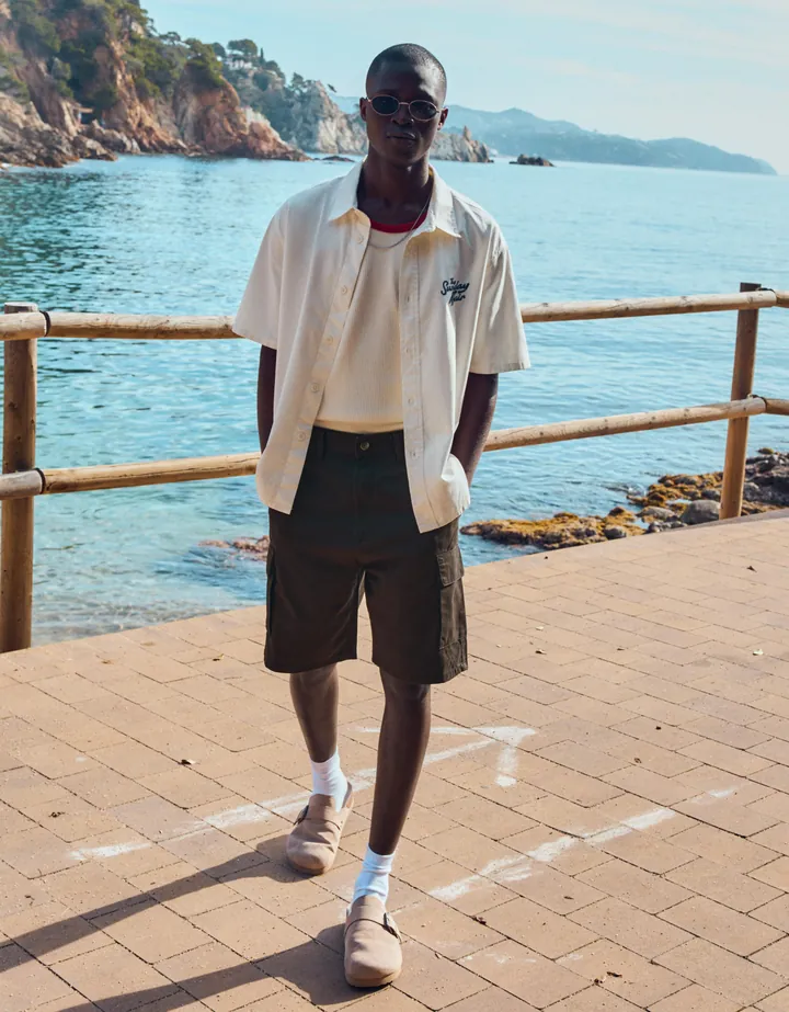 Bershka Bermuda Cargo Wide Hombre 34 Negro