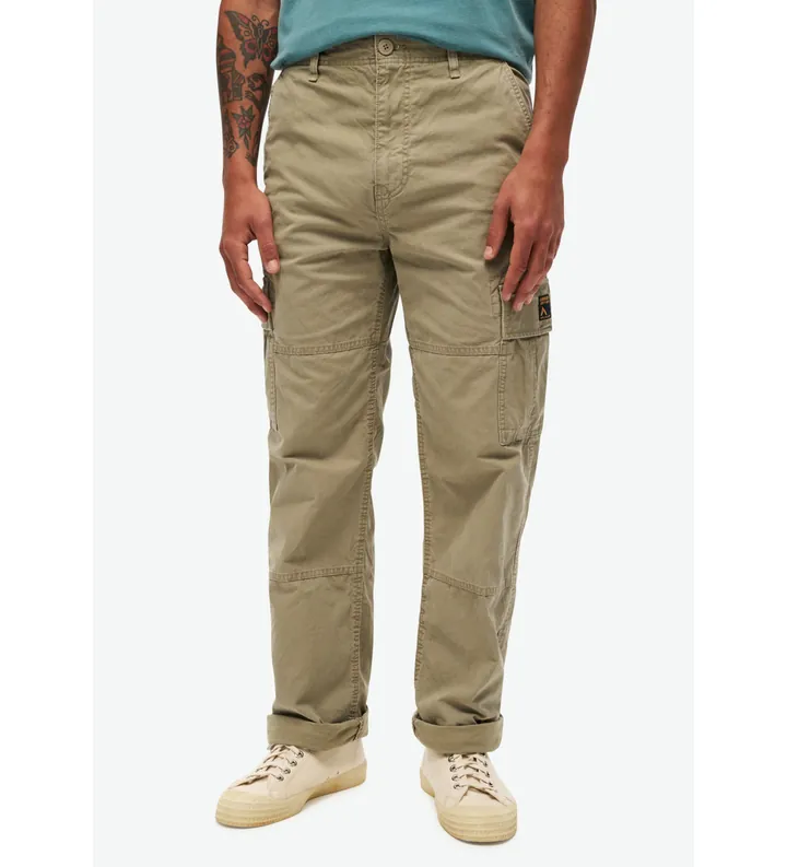 Superdry para hombre. M7011029A Pantalón cargo holgado de algodón orgánico (30/32), Casual, Verde