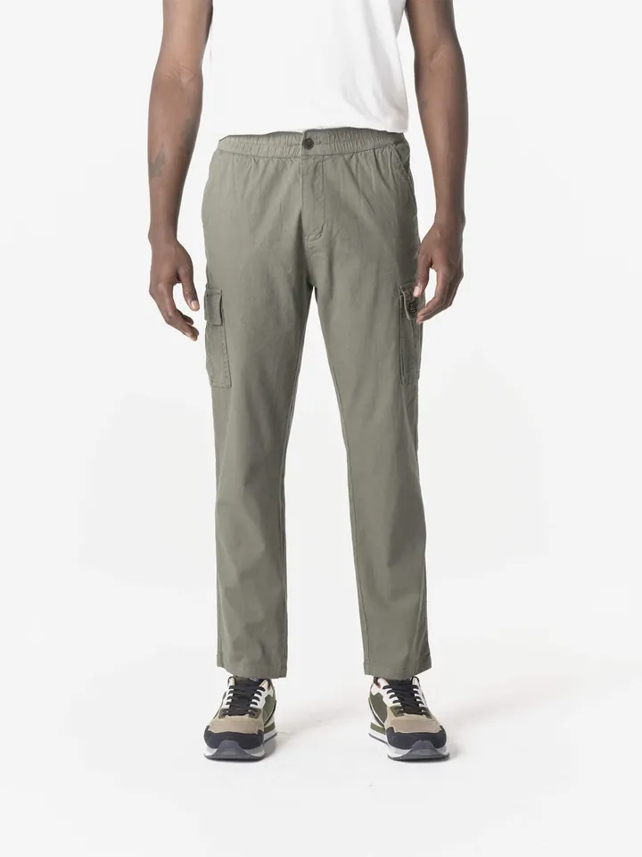 KOROSHI Pantalón vaquero cargo caqui