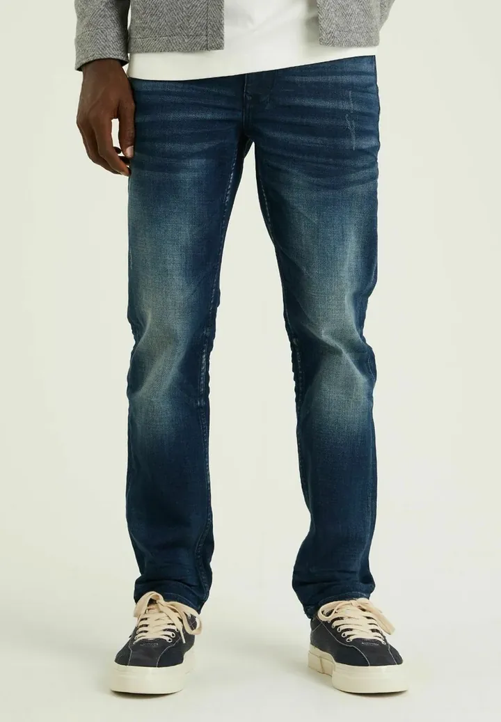 Vaqueros boyfriend