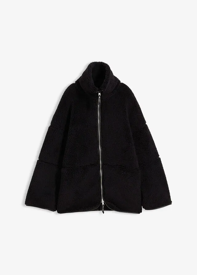 Chaqueta polar con corte holgado