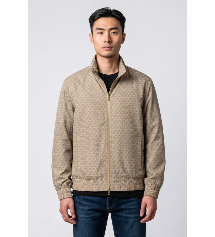 Michael Kors para hombre. CS620972M9 Cortavientos estampado Sig beige (L), Casual, Poliéster Reciclado, Sostenible