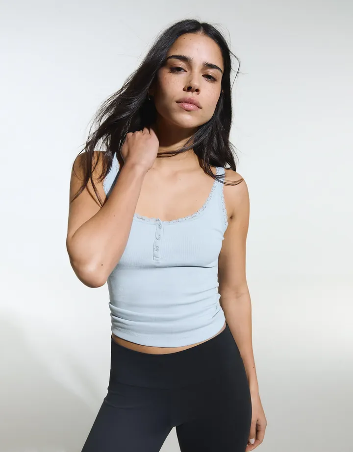 Bershka Top Tirantes Cuello Panadero Encaje Mujer L Azul Claro