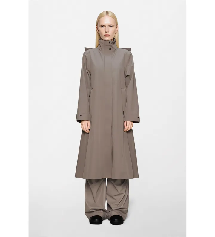Rains para mujer. 12590 Suva Softshell A-Line W Jacket W3T2 (L), Marrón, Casual, Poliéster