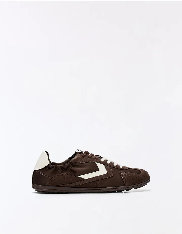 Bershka Zapatillas Retro Piso Fino Mujer 34 Marrón