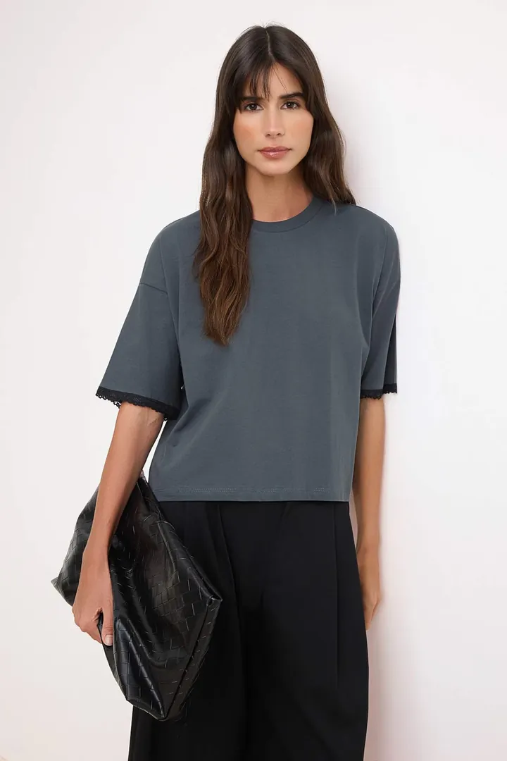 Trendyol Camiseta gris oscuro