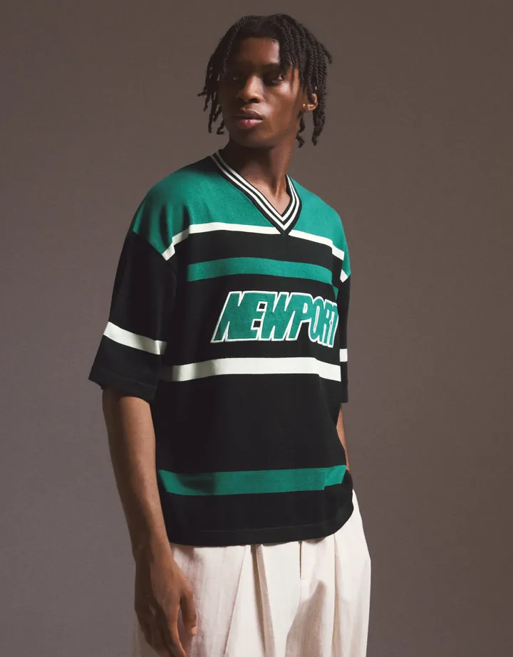Bershka Camiseta Cuello Pico Parche Hombre L Verde
