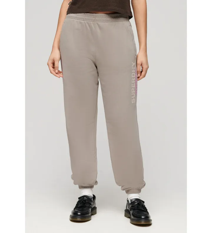 Superdry para mujer. W7011020A Pantalón Jogger corte boyfriend Sportswear marrón (M), Casual, Algodón