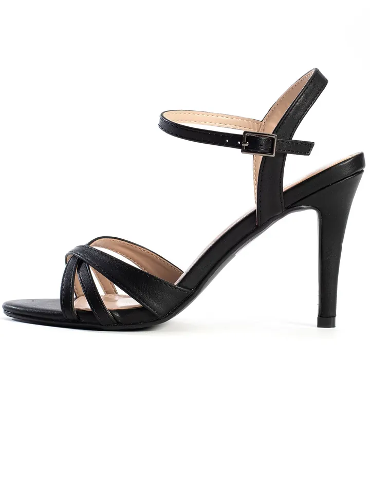 Celena Sandalias 'Ciara' negro