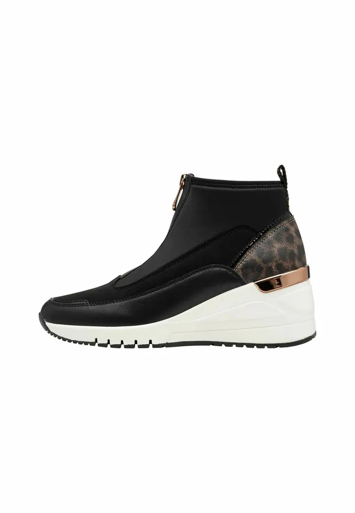 Zapatillas altas
