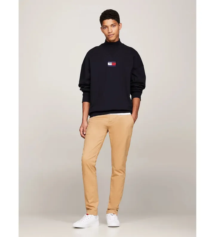 Tommy Jeans para hombre. DM0DM09595 Pantalón Chino Scanton beige (28/34), Marrón, Casual, Algodón Orgánico, Sostenible