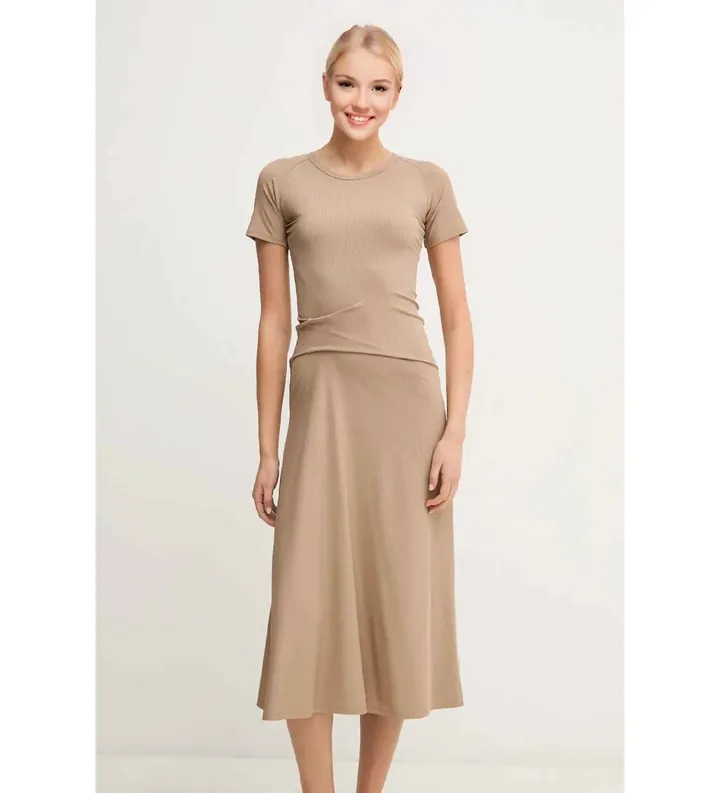 Marella para mujer. 2513621025200 Vestido Norois beige (L), Casual, Viscosa, Manga corta