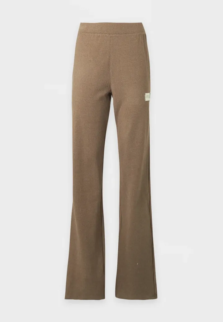Pantalones deportivos