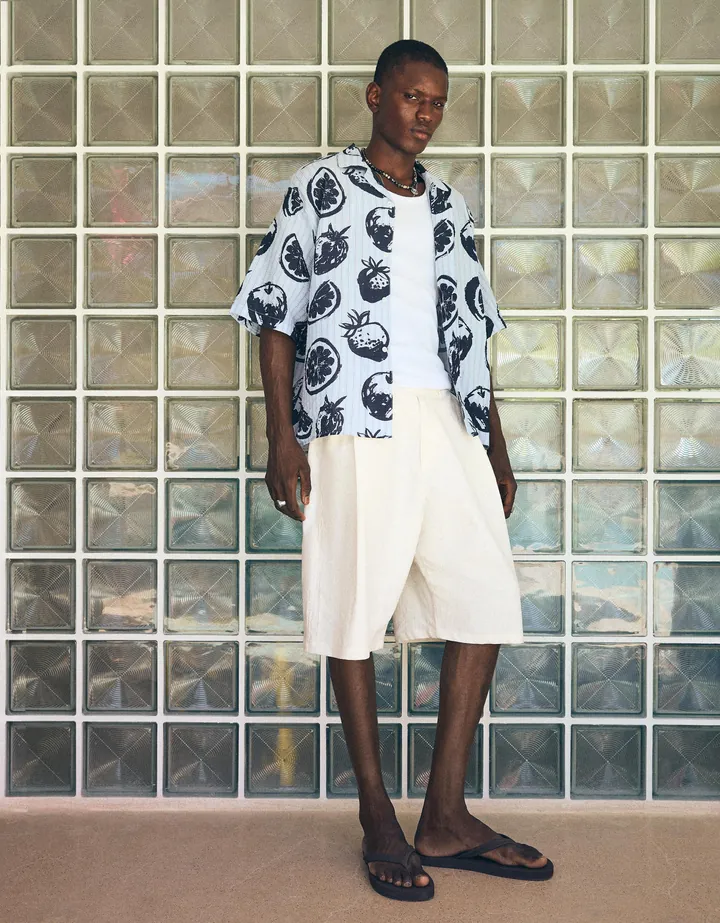 Bershka Bermuda Super Baggy Con Lino Hombre 34 Blanco Roto