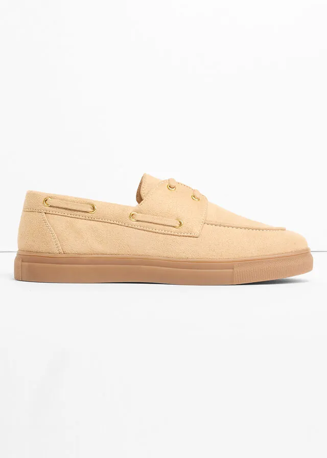 Mocasín con cordones