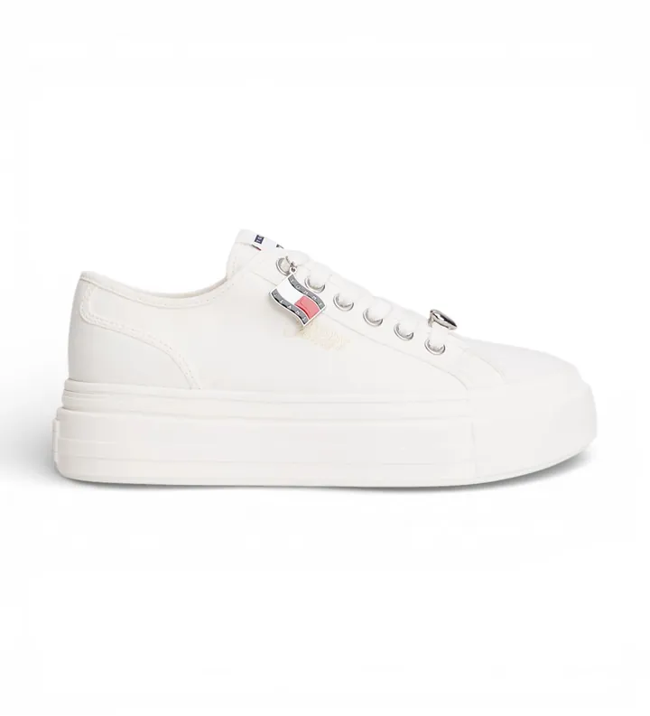 Tommy Jeans para mujer. EN0EN02959 Zapatillas de lona con plataforma y colgantes blanco (36), 3 a 5cm, Cordones, Casual