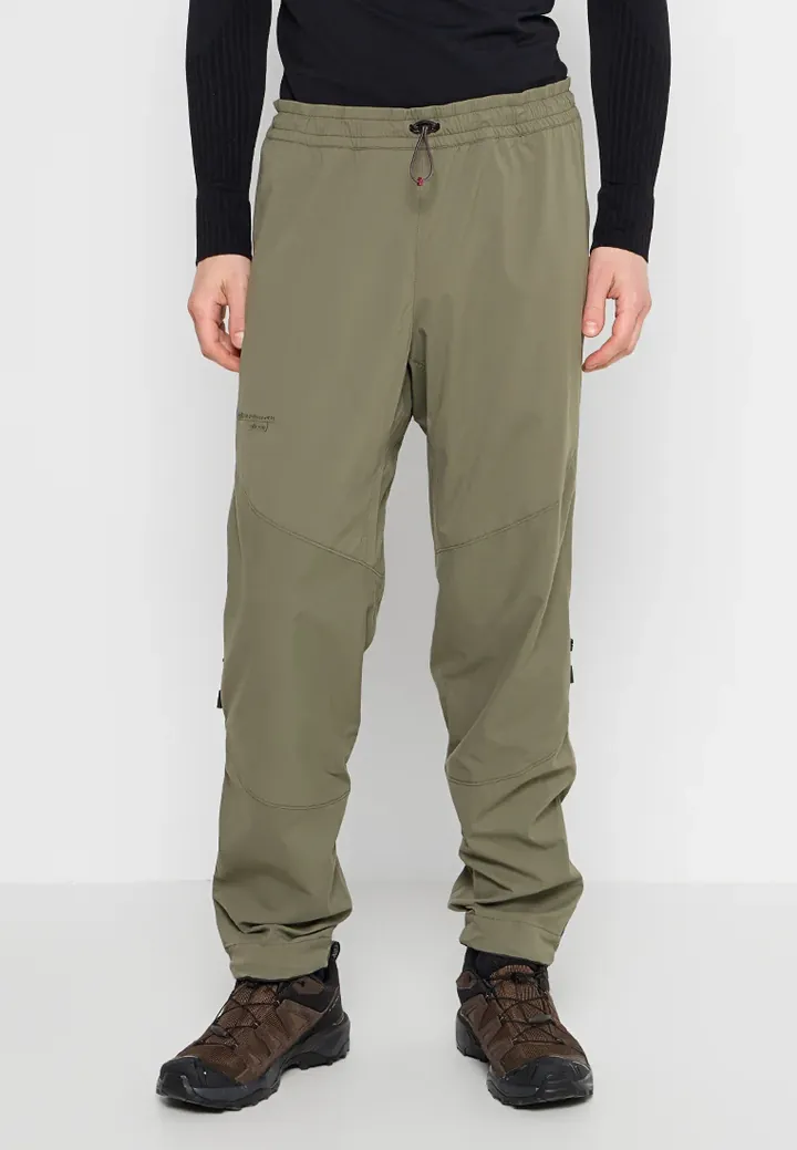 Pantalones montañeros largos