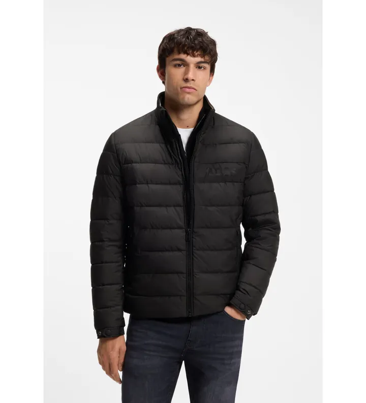 BOSS para hombre. 50519237 Chaqueta Cenitos hidrófuga con detalle de logo negro (48), Casual, Poliéster Reciclado
