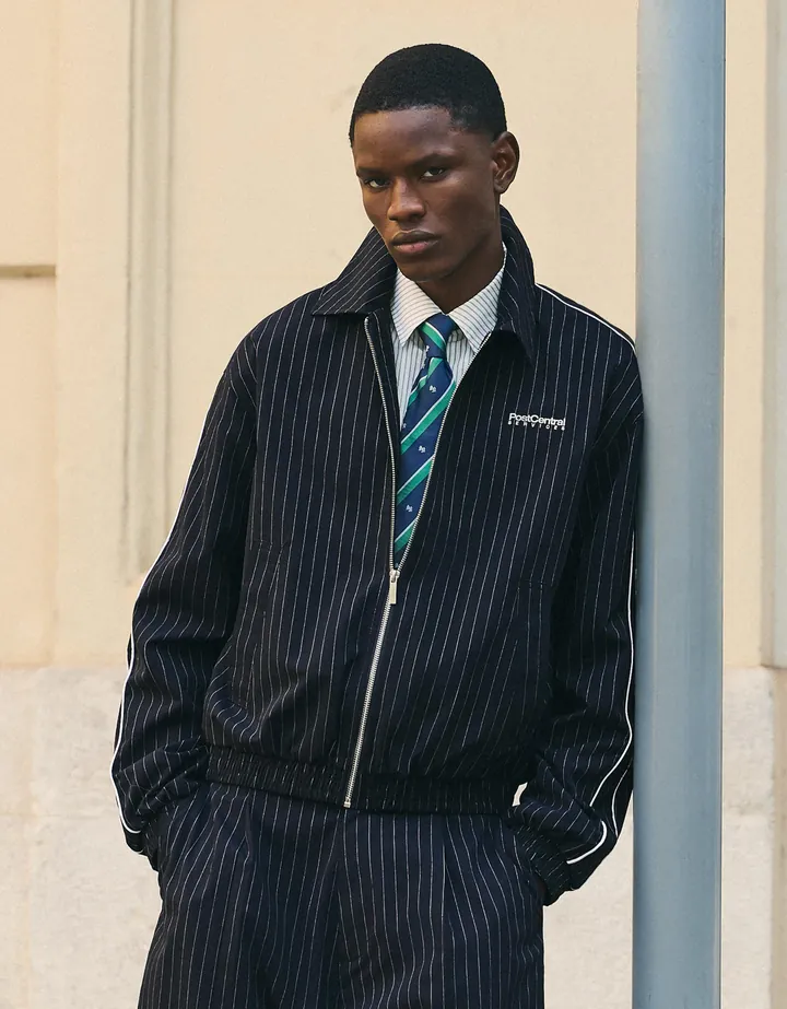 Bershka Chaqueta Cremallera Raya Diplomática Hombre L Marino
