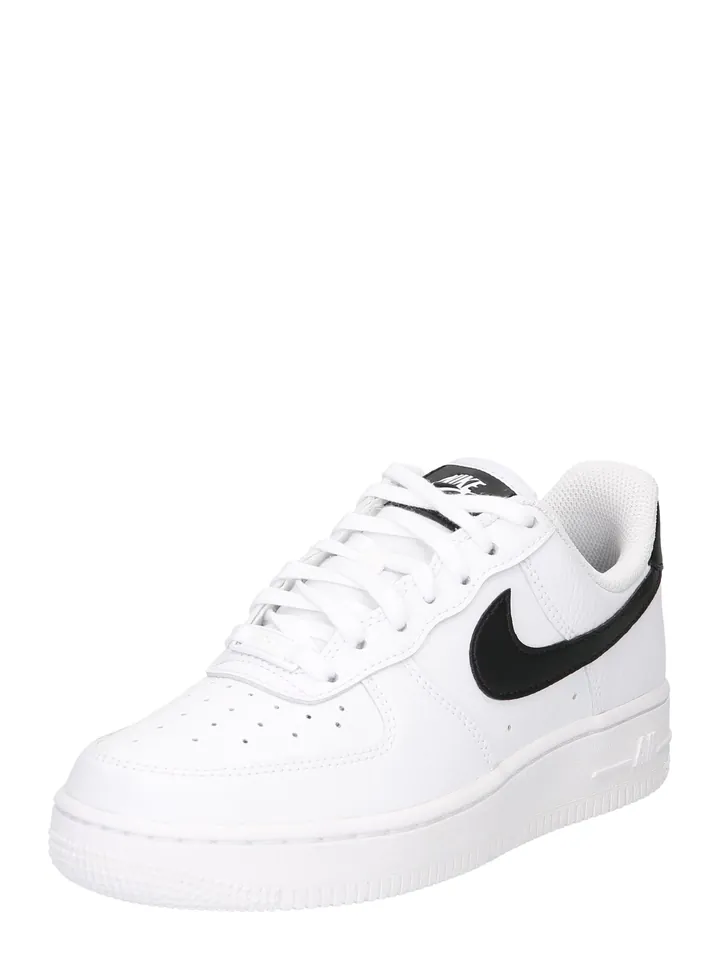NIKE Zapatillas deportivas bajas 'AIR FORCE 1 07' negro / blanco