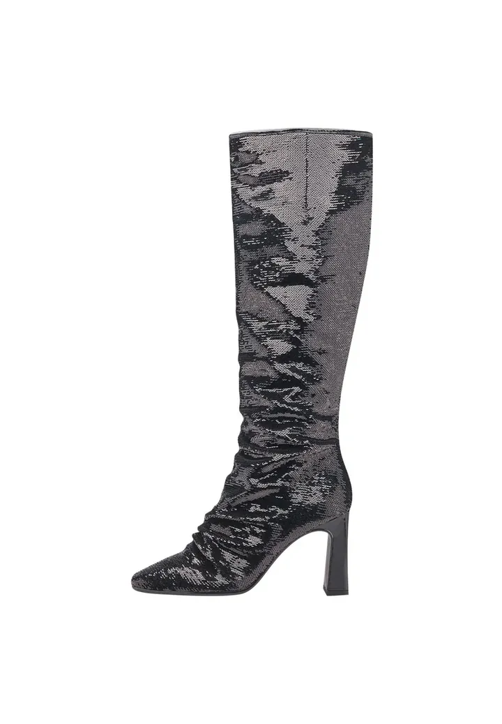 Botas