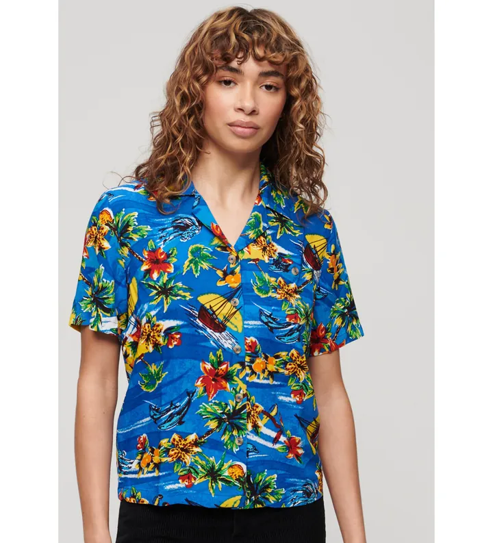Superdry para mujer. W4010419A Camisa Beach Resort azul (M), Casual, Viscosa, Manga corta