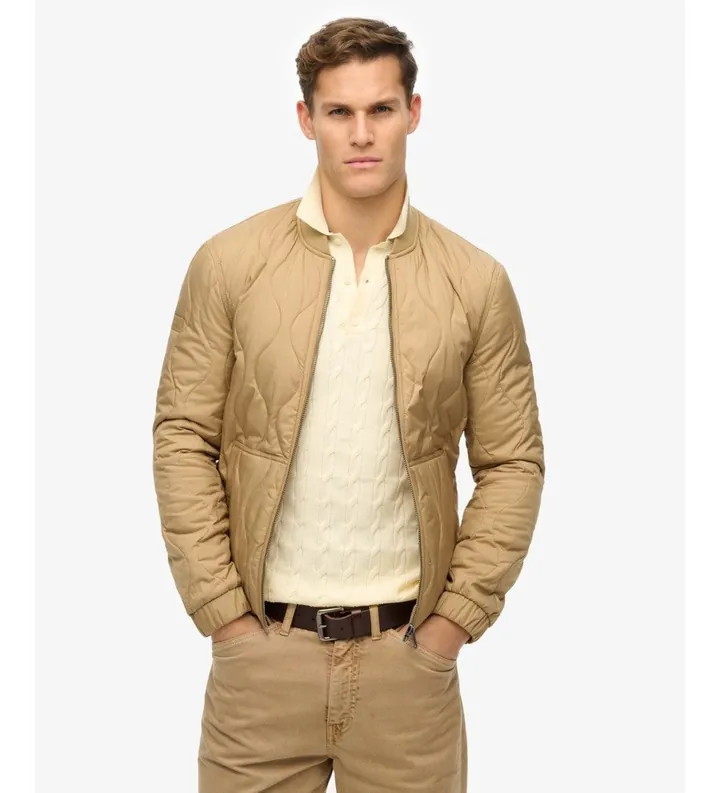 Superdry para hombre. M5012084A Chaqueta acolchada Surplus Quilted Liner marrón (L), Casual, Poliéster Reciclado