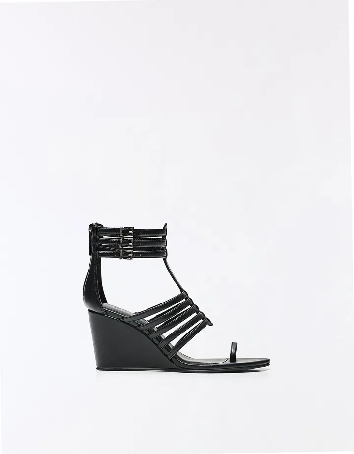 Bershka Sandalia Cuña Multitiras Mujer 35 Negro