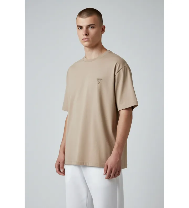 Guess para hombre. M6GI21K3053 Camiseta Patch beige (S), Casual, Algodón, Manga corta