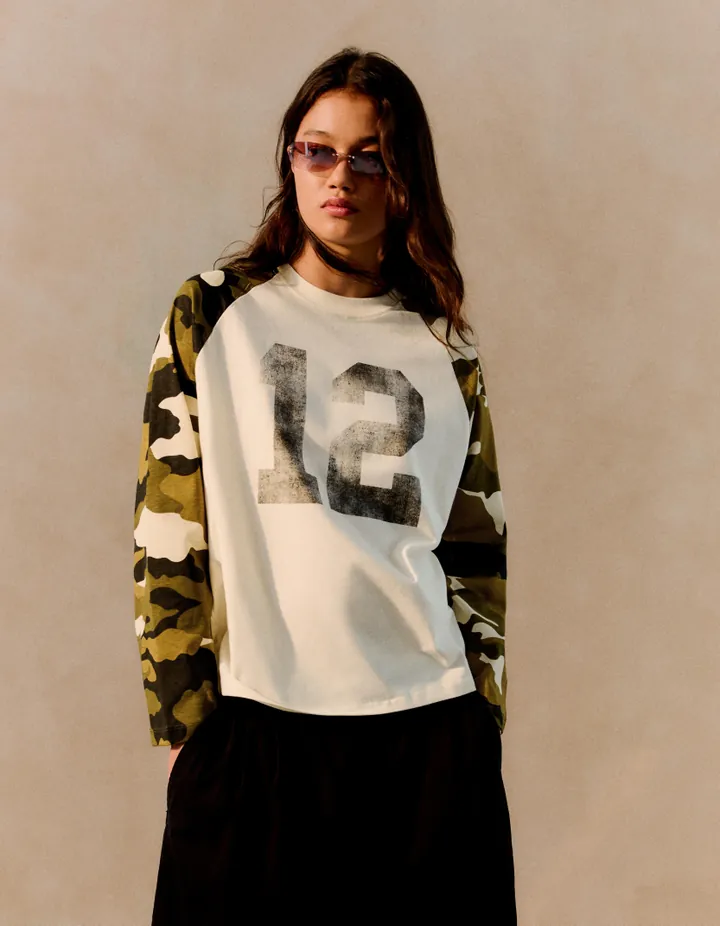 Bershka Camiseta Manga Larga Ranglan Print Mujer L Crudo