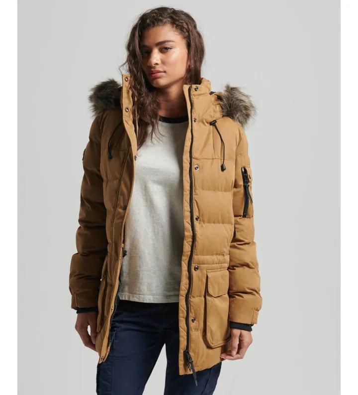 Superdry para mujer. W5011048A Parka de microfibra Expedition marrón (M), Casual, Poliéster