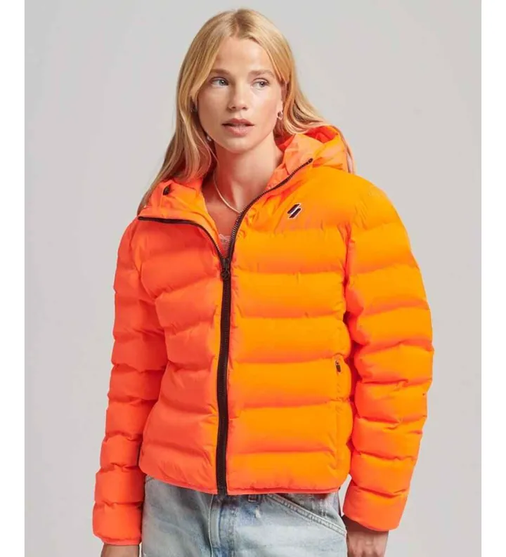 Superdry para mujer. W5011103A Chaqueta acolchada Code All Seasons naranja (L), Casual, Poliéster Reciclado, Sostenible