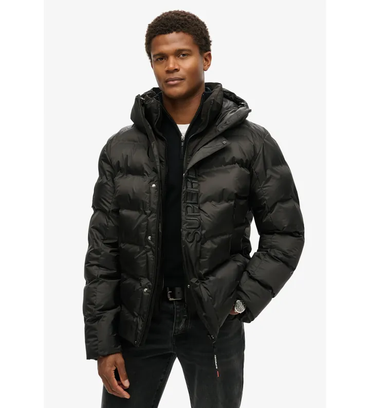 Superdry para hombre. M5011902A Abrigo Graphic Puffer negro (L), Casual, Poliéster Reciclado, Sostenible