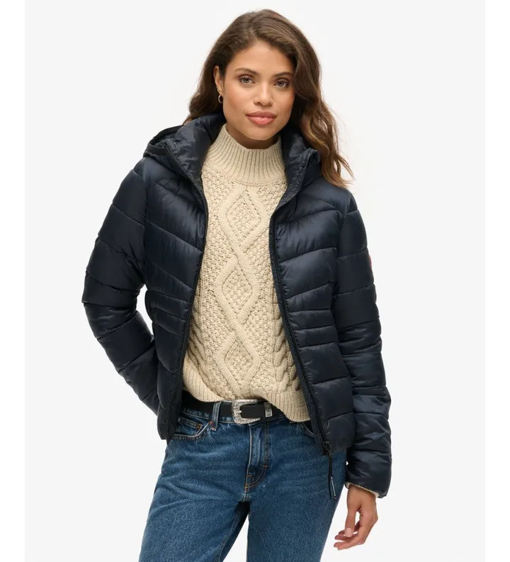 Superdry para mujer. W5011724A Chaqueta Fuji Quilt marino (L), Casual, Poliéster Reciclado, Sostenible