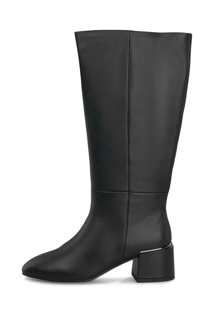 Botas