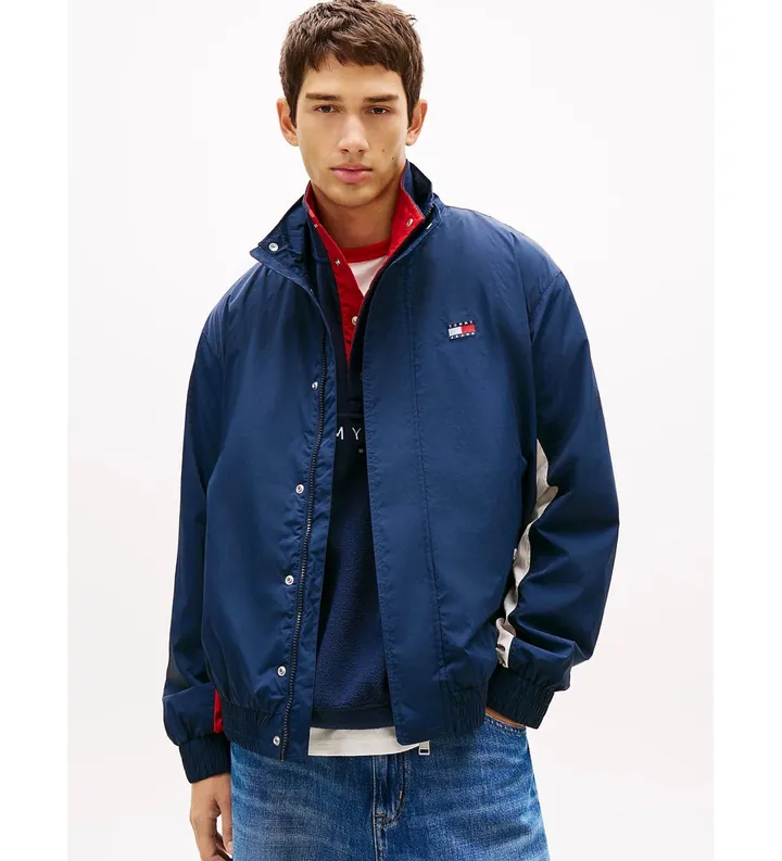 Tommy Jeans para hombre. DM0DM22738 Cazadora repelente al agua con logo trasero azul (L), Casual, Nylon