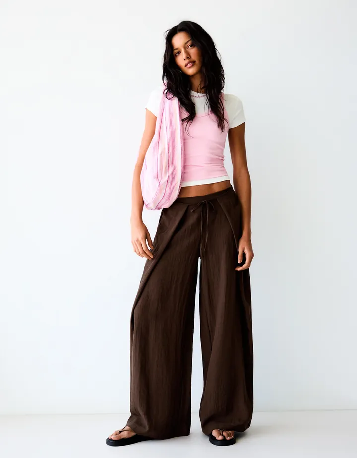 Bershka Pantalón Wide Leg Rústico Pliegues Mujer L Marrón