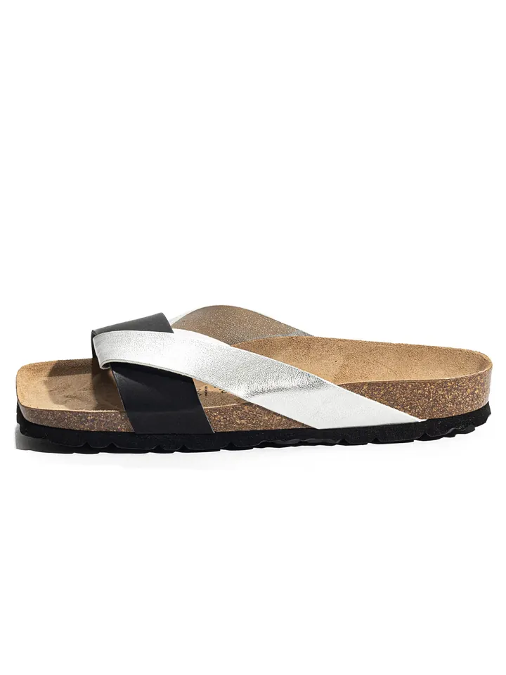 Bayton Zapatos abiertos 'Mildura' negro / blanco
