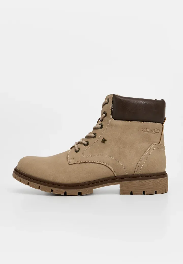 Botines con cordones