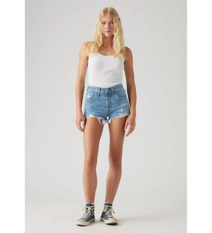 Levi's para mujer. 56327-0081 Short 501 Original azul (24), Casual, Algodón, Sostenible