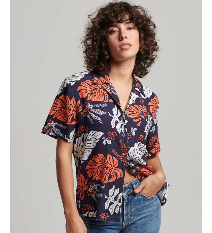 Superdry para mujer. W4010371A Camisa con logotipo Vintage Logo Beach Resort marino (M), Casual, Viscosa, Manga corta