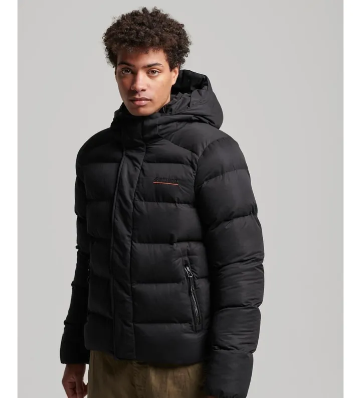 Superdry para hombre. M5011760A Chaqueta acolchada de microfibra con capucha Sports negro (L), Casual, Poliéster