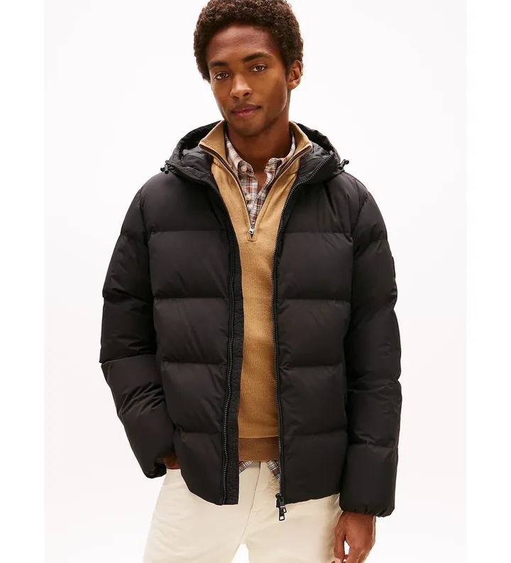 Tommy Hilfiger para hombre. MW0MW40616 Chaqueta Acolchada con Capucha negro (XL), Casual, Poliéster Reciclado, Sostenible