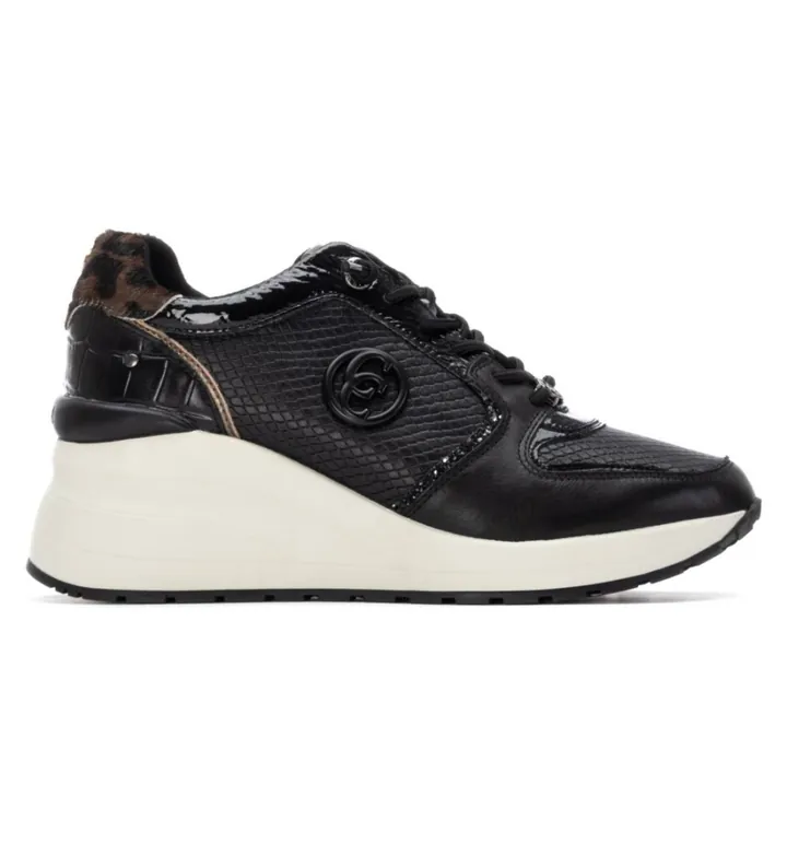 Carmela para mujer. 16244401-NEGRO Zapatillas de piel 162444 negro (36), 3 a 5cm, Cordones, Casual