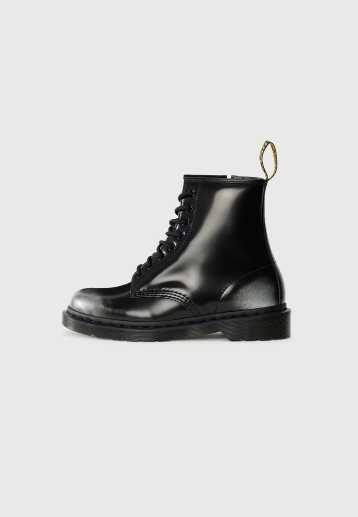 Botines con cordones